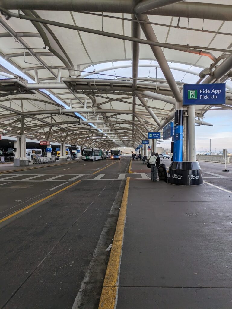 denver airport uber and lyft pick up location